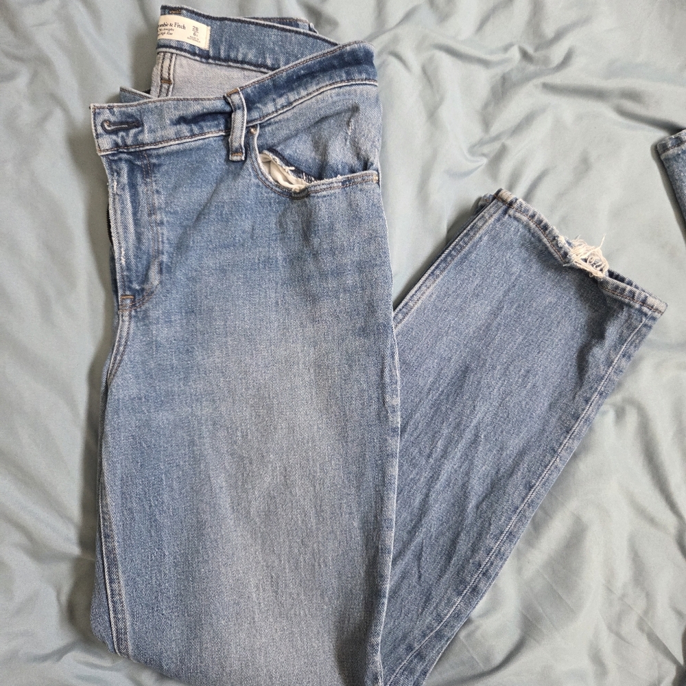 Abercrombie & Fitch 90's Straight Ultra High Rise Blue Jeans